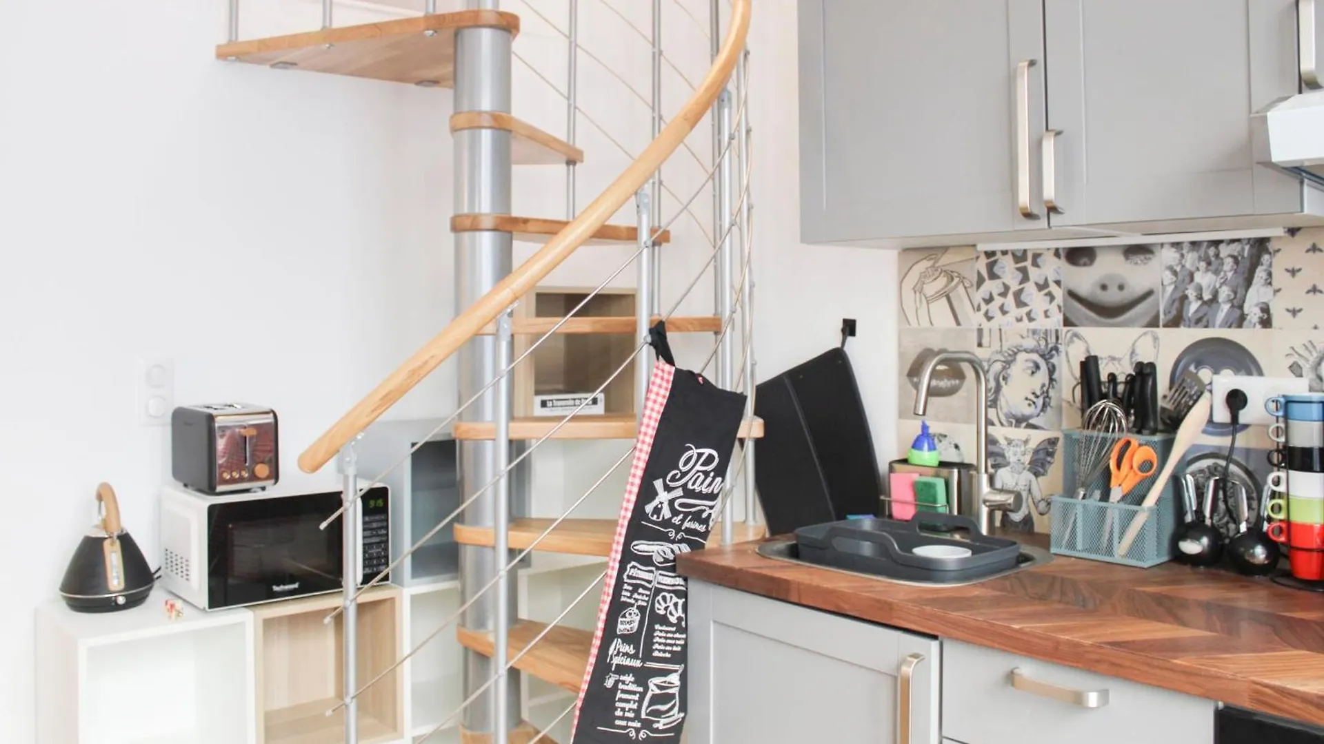פריז Charming Apartment Near Buttes-Chaumont