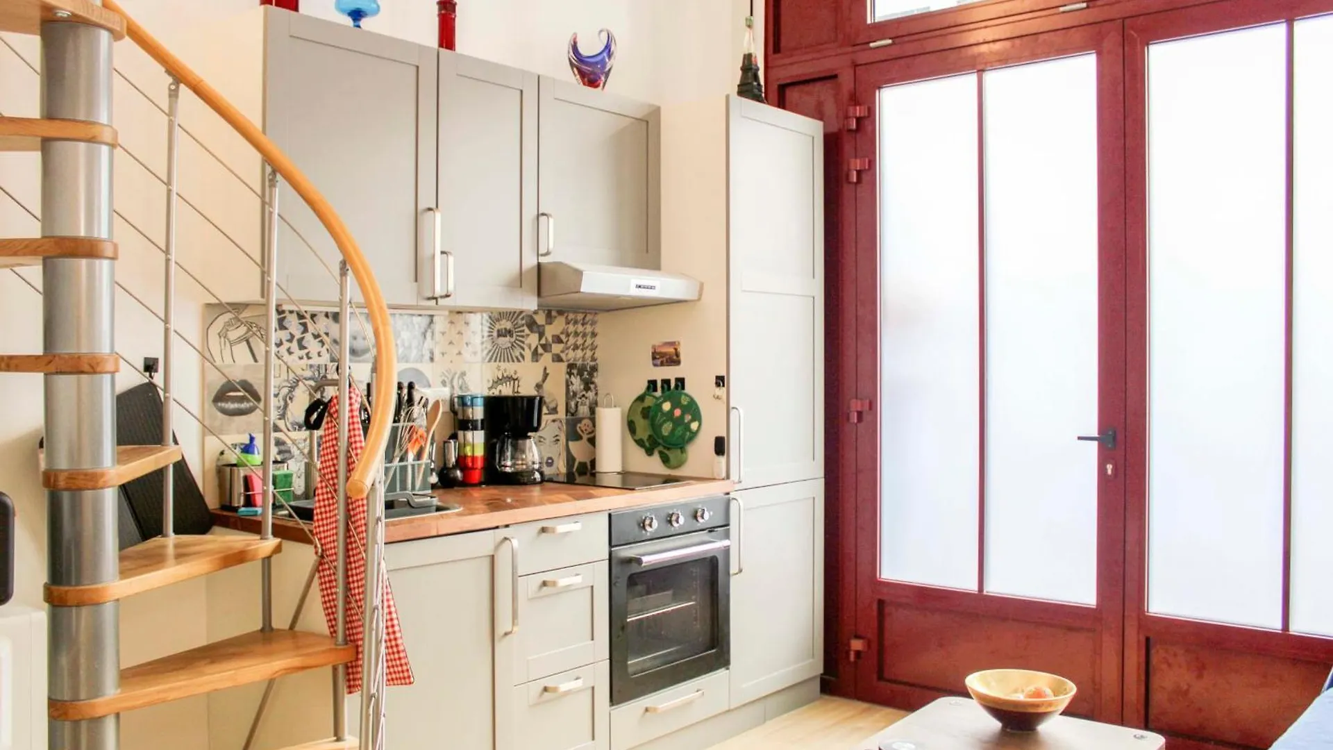 פריז Charming Apartment Near Buttes-Chaumont